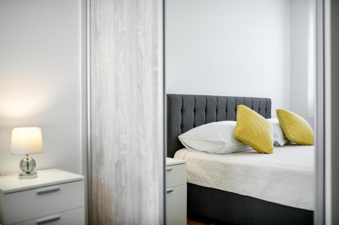 Modern Apartment For 2025' Vacation In Zadar Exterior foto