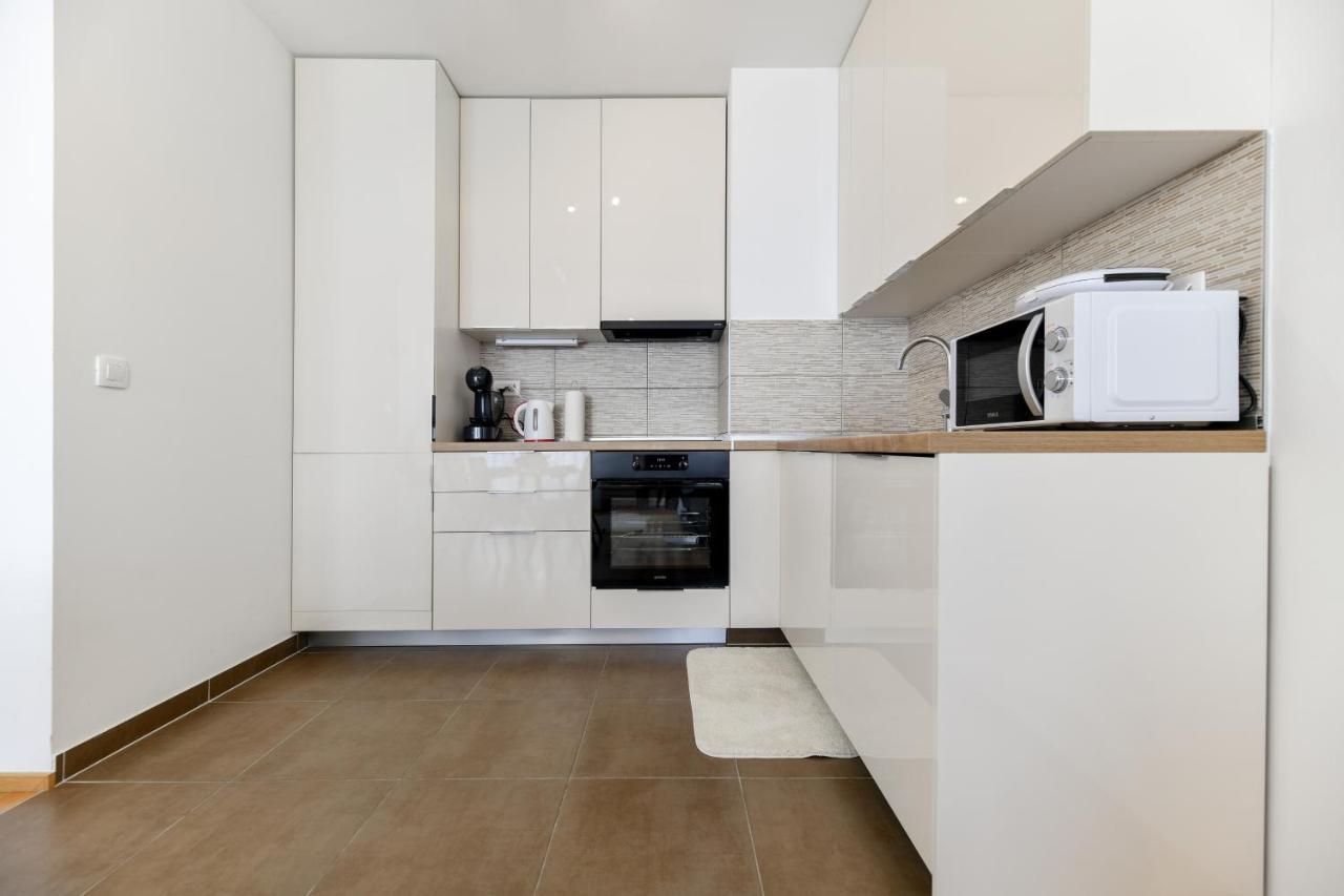 Modern Apartment For 2025' Vacation In Zadar Exterior foto