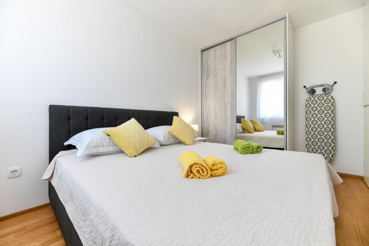 Modern Apartment For 2025' Vacation In Zadar Exterior foto