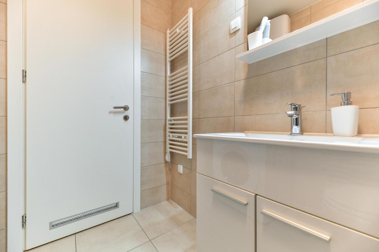 Modern Apartment For 2025' Vacation In Zadar Exterior foto