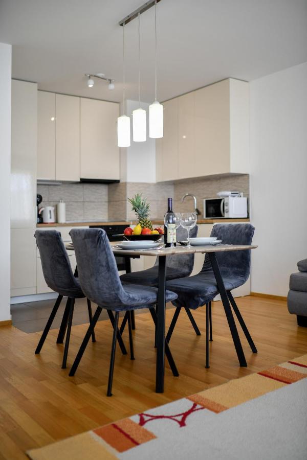 Modern Apartment For 2025' Vacation In Zadar Exterior foto