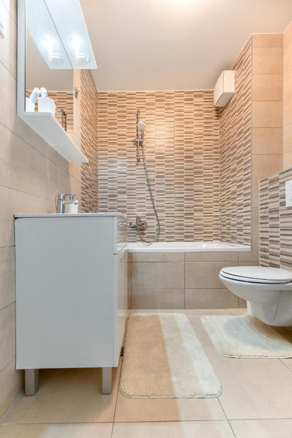 Modern Apartment For 2025' Vacation In Zadar Exterior foto
