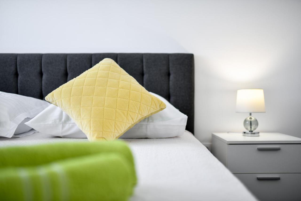 Modern Apartment For 2025' Vacation In Zadar Exterior foto