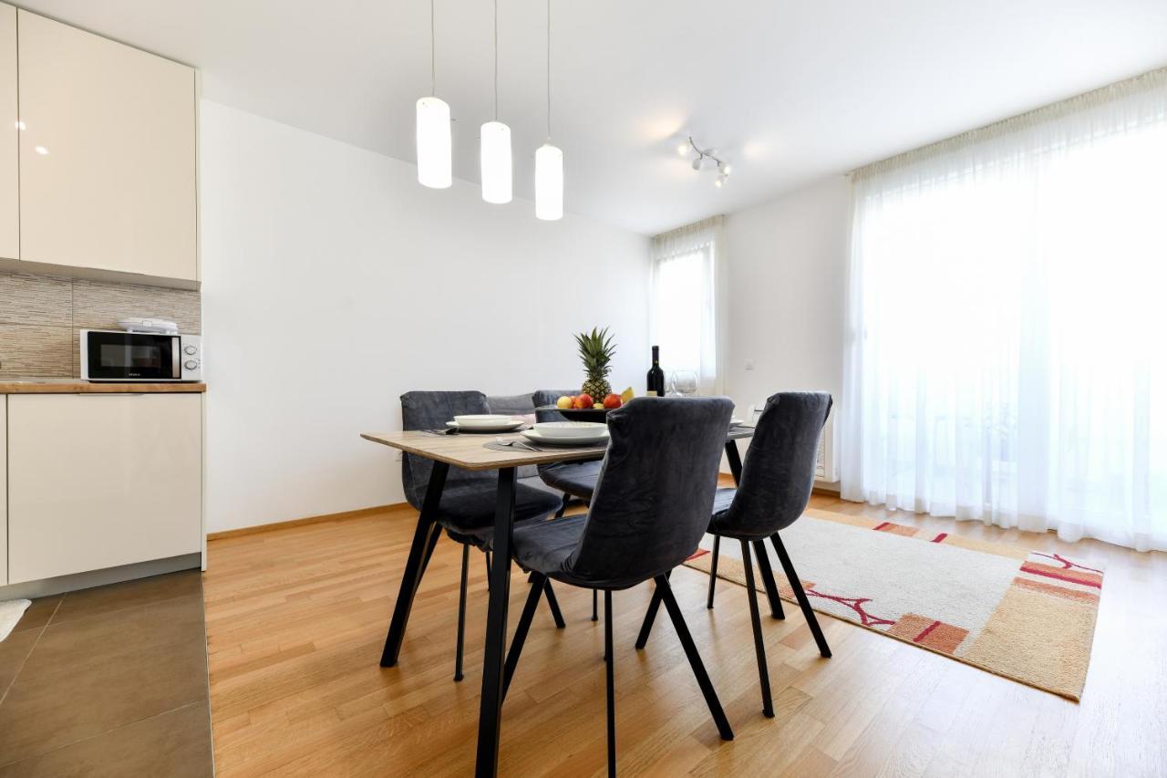 Modern Apartment For 2025' Vacation In Zadar Exterior foto